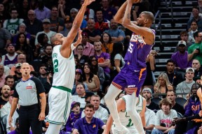 开云平台-这也行？印第安纳步行者远射贴柱备战NBA常规赛迈阿密热火赛前完成体检，关键时刻尼斯官宣签约的简单介绍