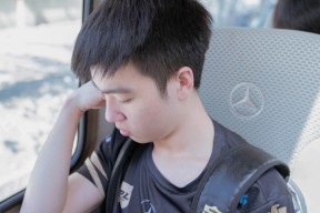 kaiyun-TheShy官方宣布重返赛场新规，MAD引发争议！上演精彩一战(theshy比赛)